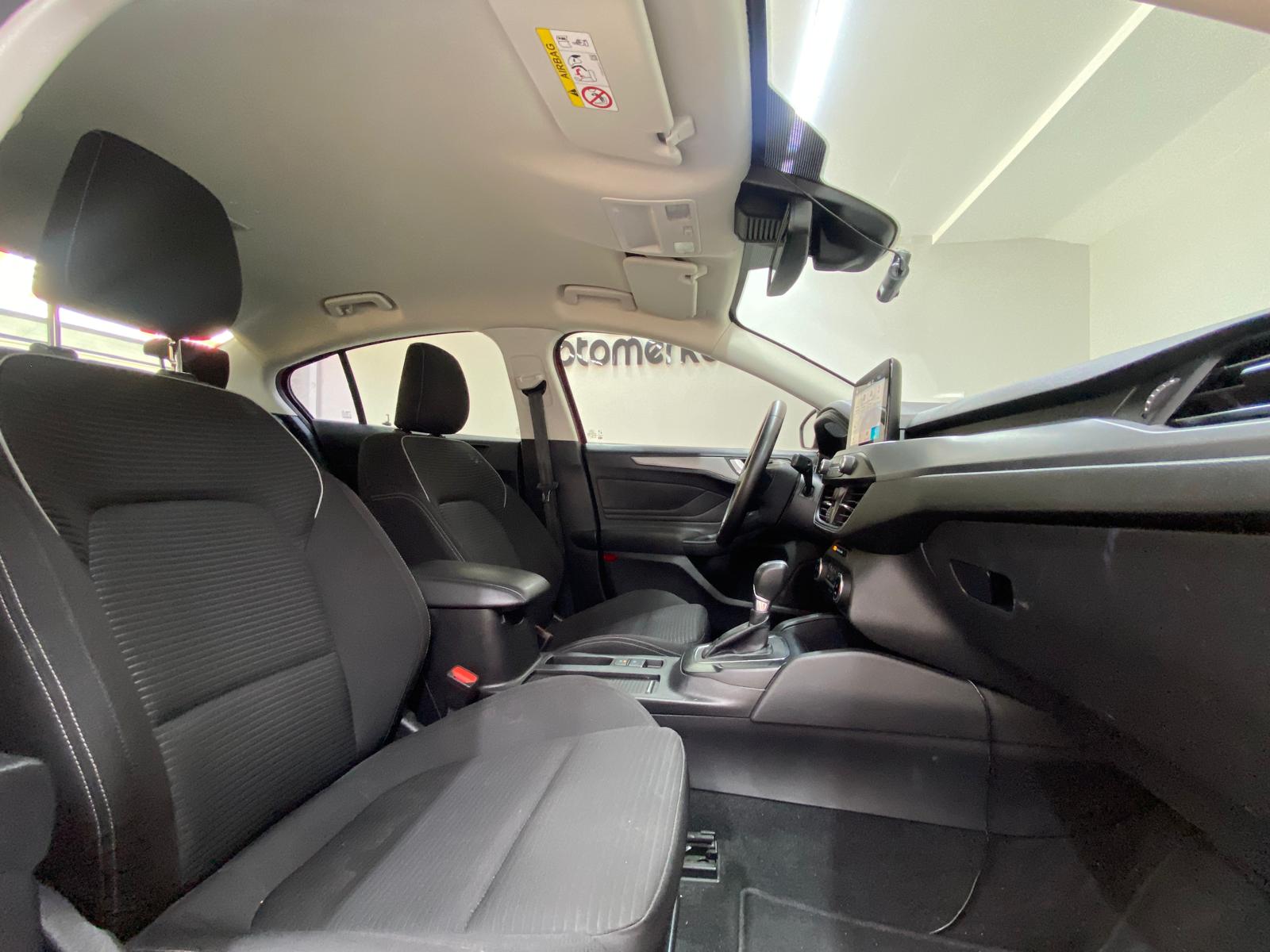 FORD FOCUS 18